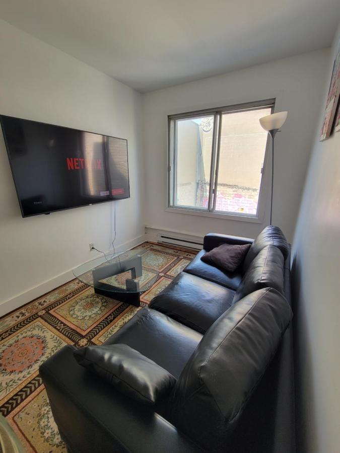 Small Condo In Montreal -Fast Wifi Esterno foto